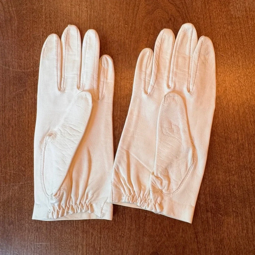 Lot of 3 VTG White Leather Gloves Women  SMALL ? Pearl Beaded Formal Wedding